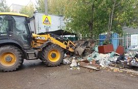 Уборка мусора на контейнерных площадках Уборка мусора на контейнерных площадках