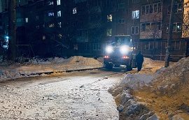 Механизированная очистка придомовых территорий от снега Механизированная очистка придомовых территорий от снега