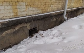 Изготовление и монтаж решеток на продухи в доме по адресу ул. Краснополянская, 10 Изготовление и монтаж решеток на продухи в доме по адресу ул. Краснополянская, 10