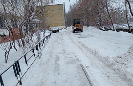 Уборка снега с придомовых территорий